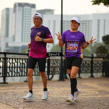 Runner Photo 7714773