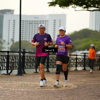 Runner Photo 7714780