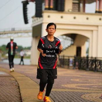 Runner Photo 7714808