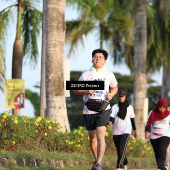 Runner Photo 7714819