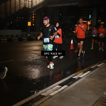 Runner Photo 7714829