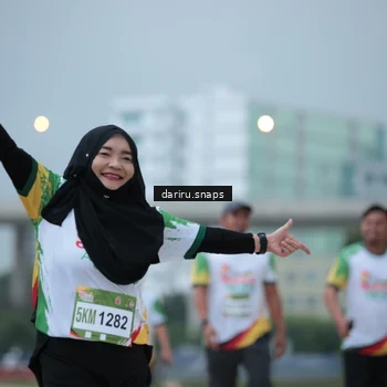 Runner Photo 7714834