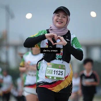 Runner Photo 7714848
