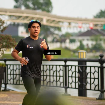 Runner Photo 7714855