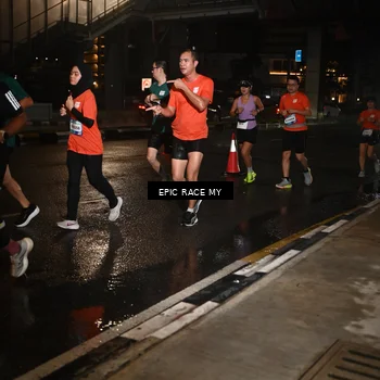Runner Photo 7714858
