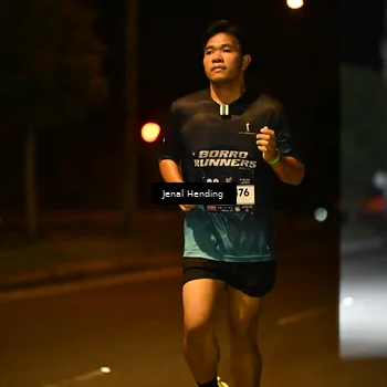 Runner Photo 7714860