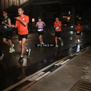 Runner Photo 7714863