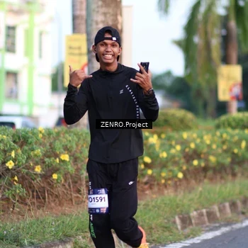 Runner Photo 7714864