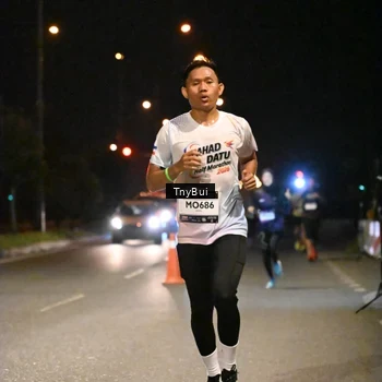 Runner Photo 7714865