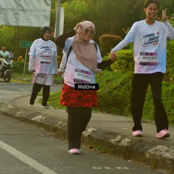 Runner Photo 7714888