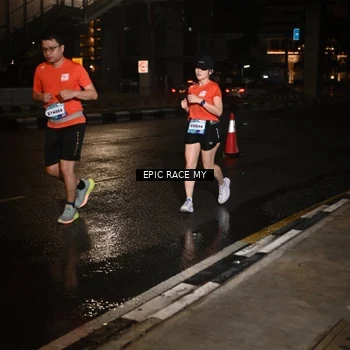 Runner Photo 7714895
