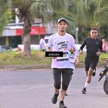 Runner Photo 7714911