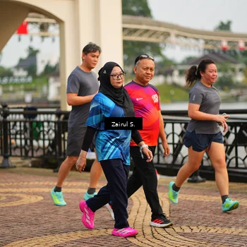 Runner Photo 7714913
