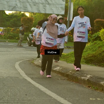 Runner Photo 7714916