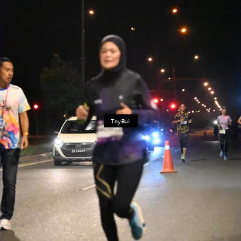 Runner Photo 7714918