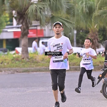 Runner Photo 7714931