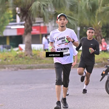 Runner Photo 7714935