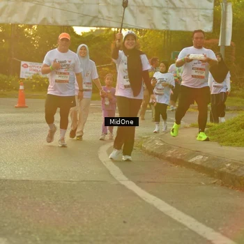 Runner Photo 7714941