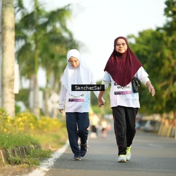 Runner Photo 7714946