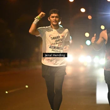Runner Photo 7714948