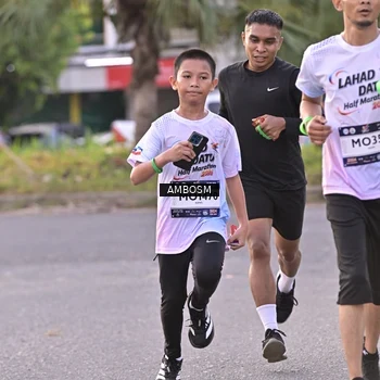 Runner Photo 7714963