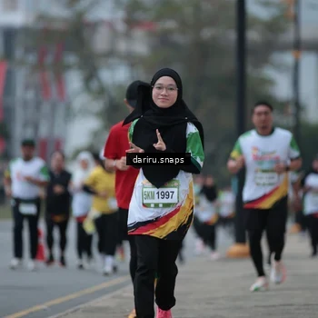Runner Photo 7714967