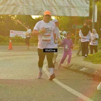 Runner Photo 7714980