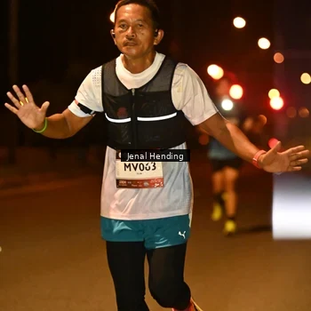 Runner Photo 7714984