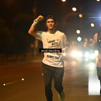 Runner Photo 7714985