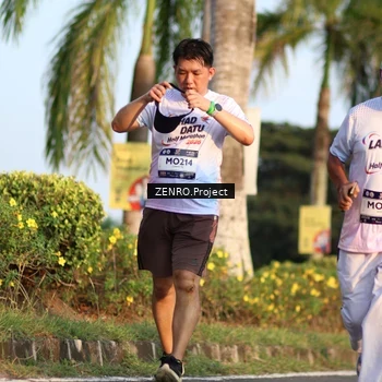 Runner Photo 7714986
