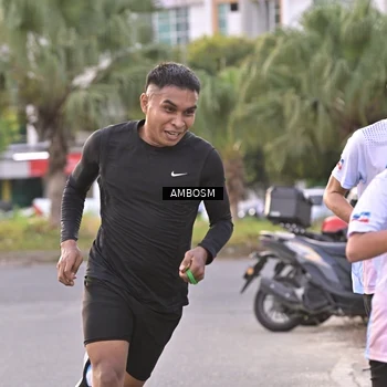 Runner Photo 7714987