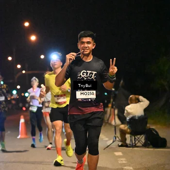 Runner Photo 7714994
