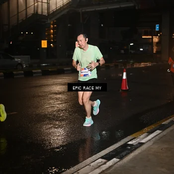 Runner Photo 7715010