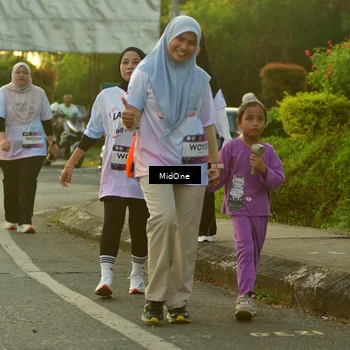 Runner Photo 7715023