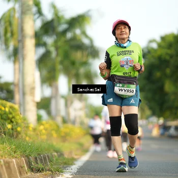 Runner Photo 7715030