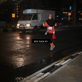 Runner Photo 7715038