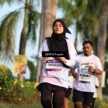 Runner Photo 7715039