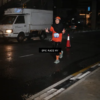Runner Photo 7715048
