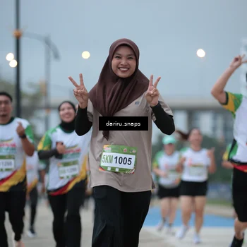 Runner Photo 7715056