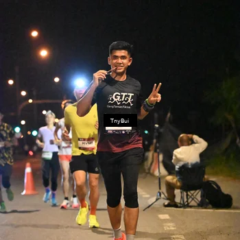 Runner Photo 7715061