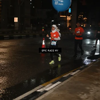 Runner Photo 7715082