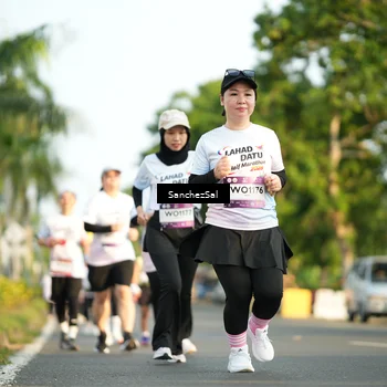 Runner Photo 7715084
