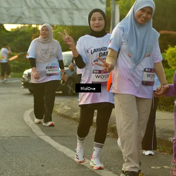 Runner Photo 7715104