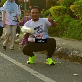 Runner Photo 7715105