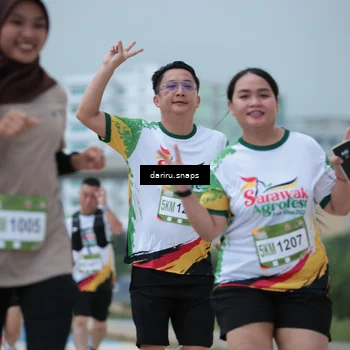Runner Photo 7715122