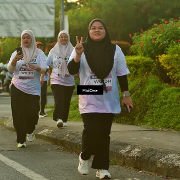 Runner Photo 7715124