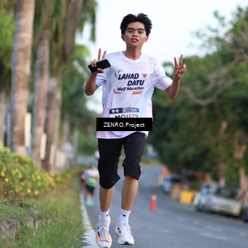Runner Photo 7715128