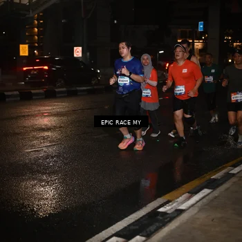 Runner Photo 7715136