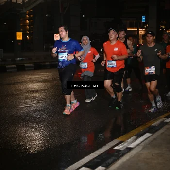 Runner Photo 7715144