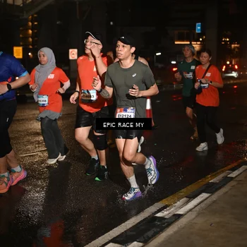 Runner Photo 7715153